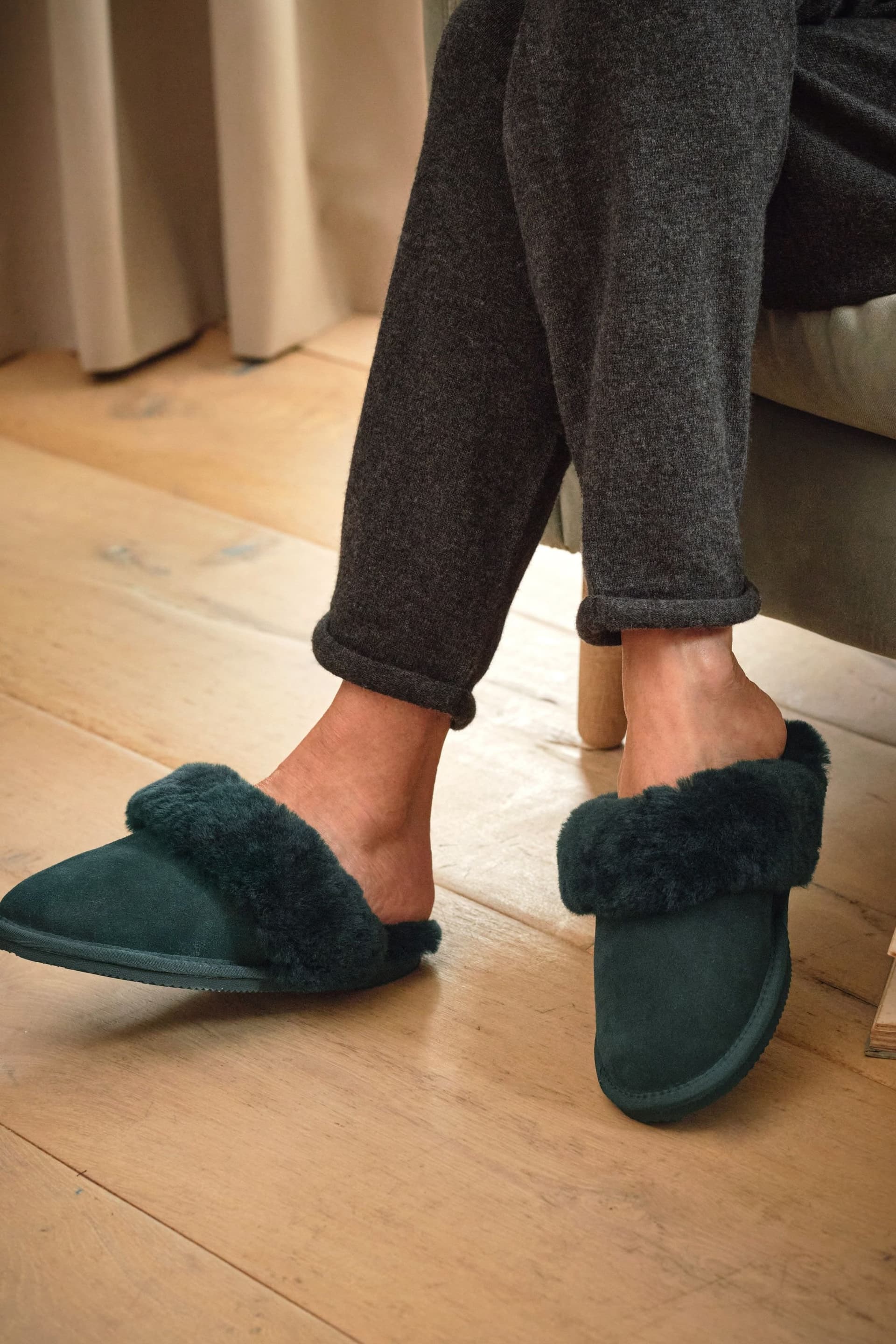 WoolOvers WoolOvers Women's Womens Sheepskin Mule Slipper in Teal