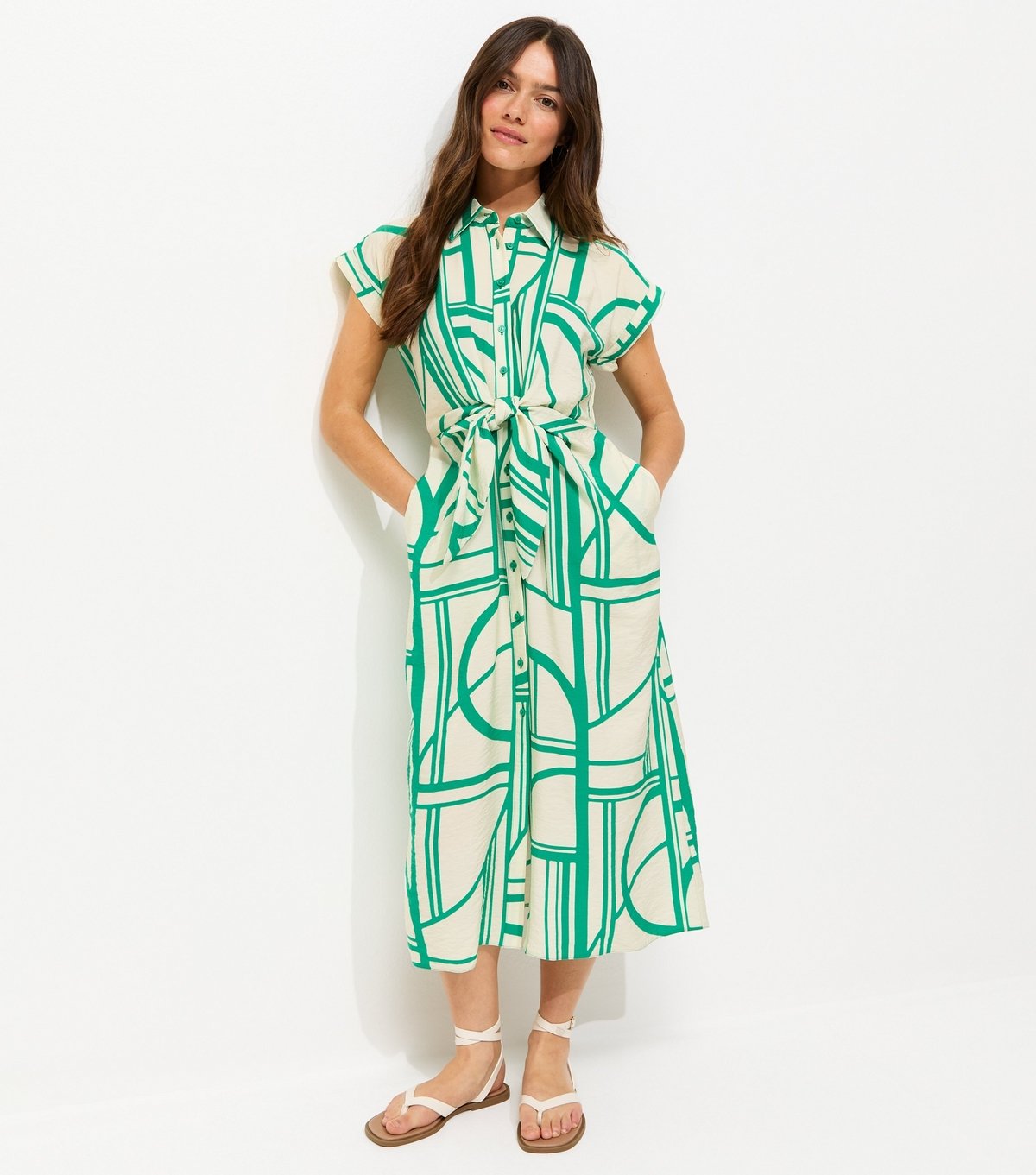 New Look Women's Petite Green Geometric Print Twist Front Midi Shirt Dress New Look - 3