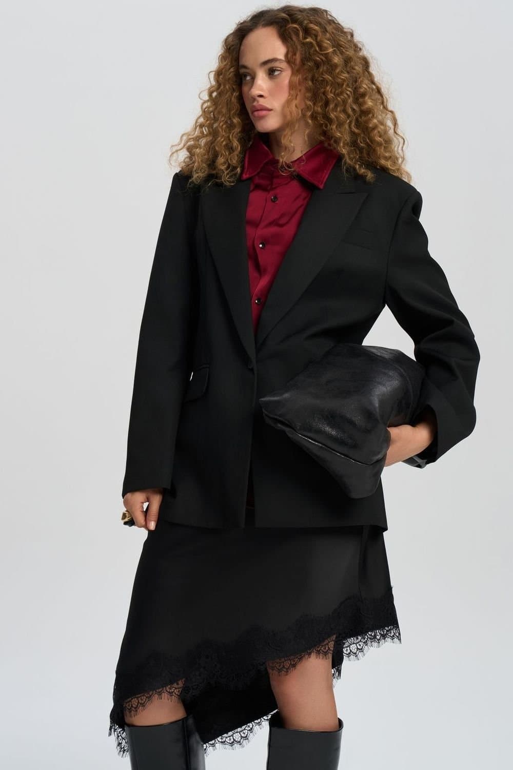 MAI STUDIOS CO. MAI STUDIOS CO. Black Woven Blazer