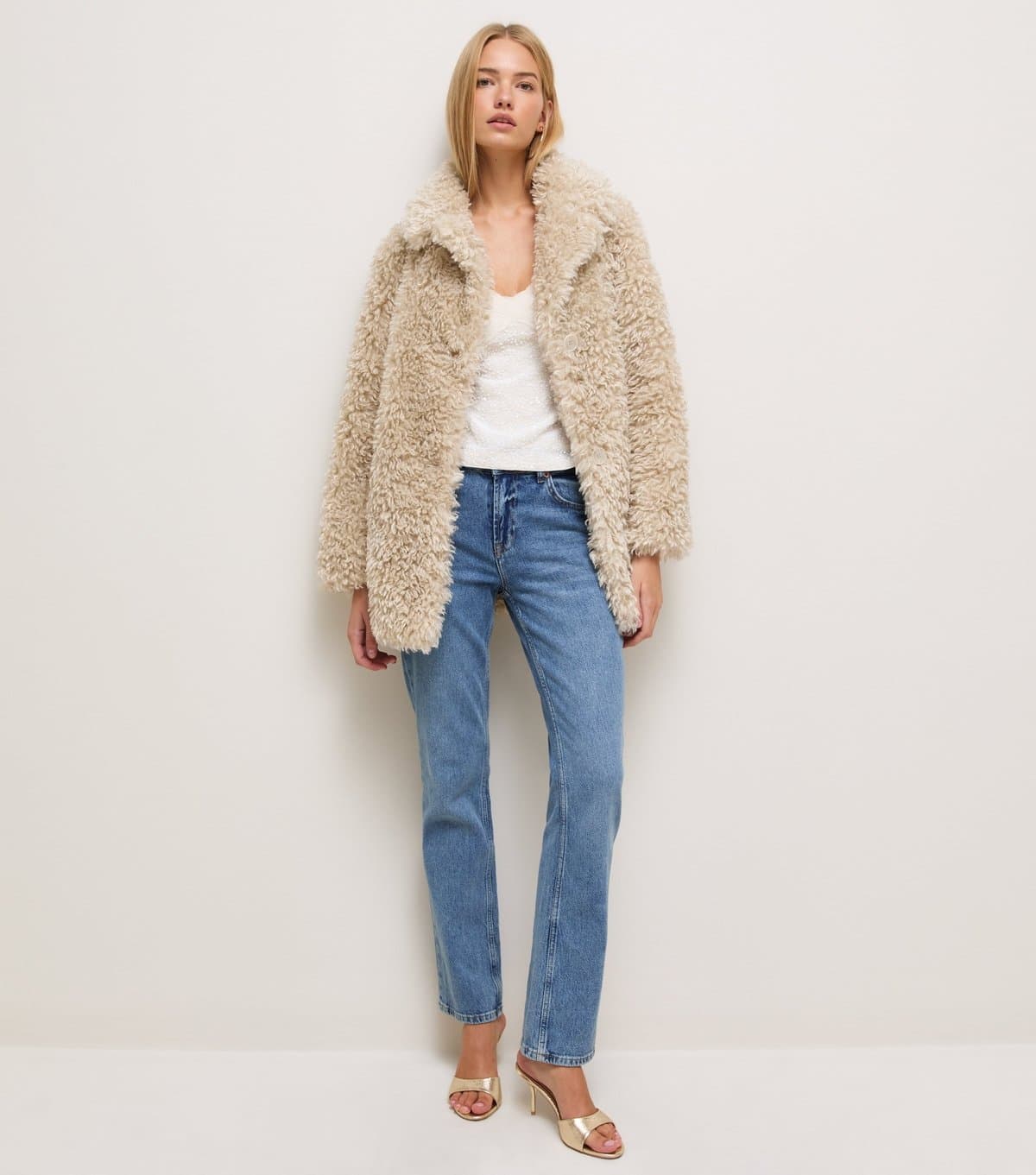 New Look Women's Cream Curly Faux Fur Jacket New Look