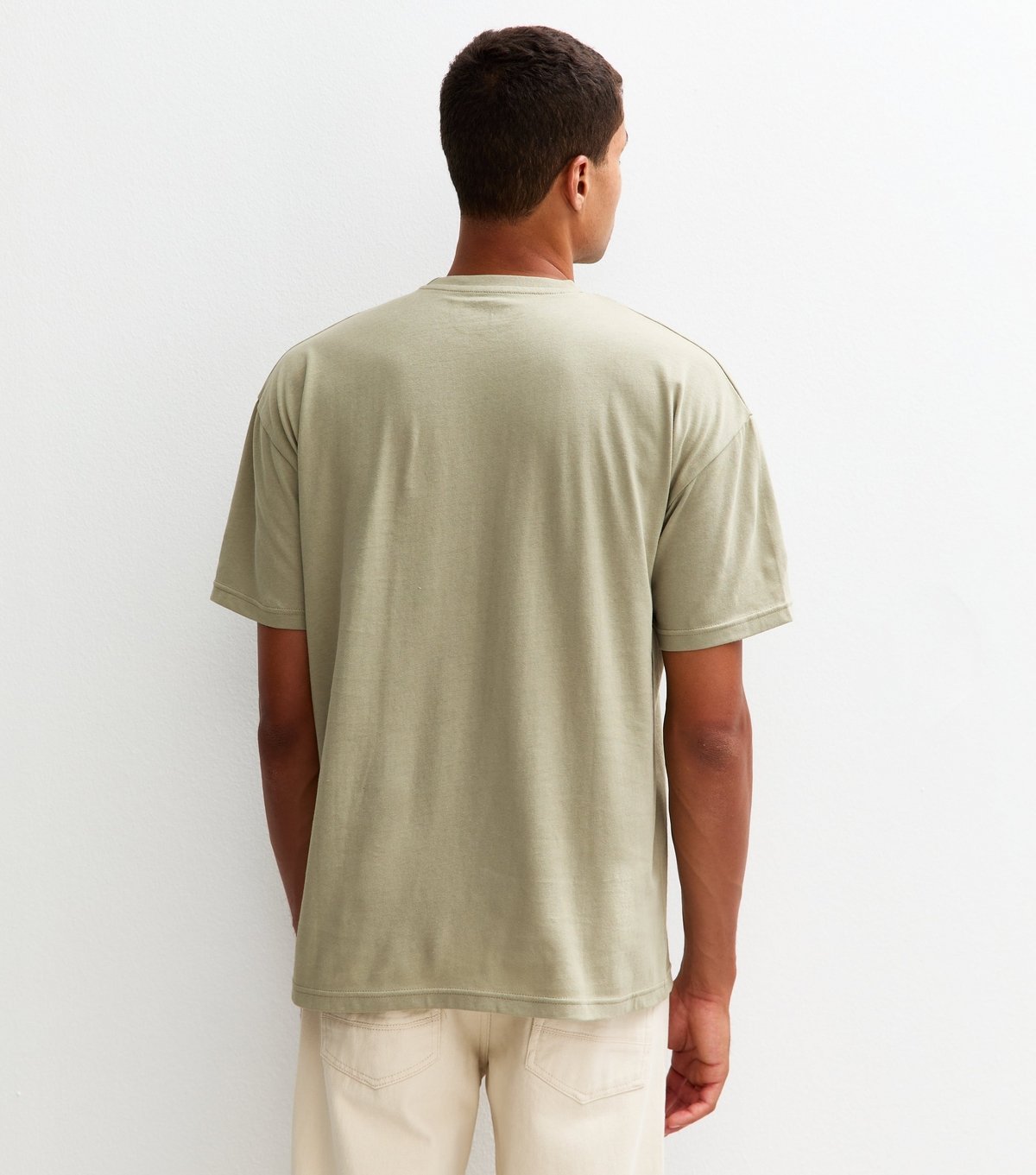 New Look Men's Green Oversized Crew Neck T-Shirt New Look - 4