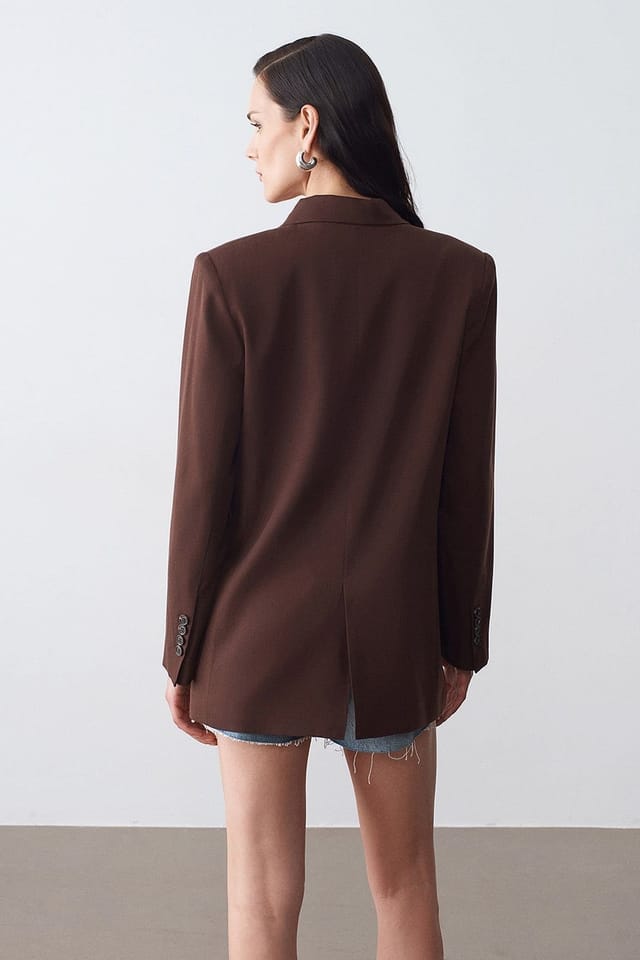 Dilvin Dilvin Women's Long Tencel Shawl-Collar Blazer in Chocolate - 2