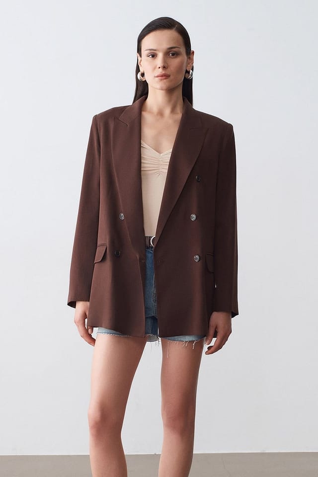 Dilvin Dilvin Women's Long Tencel Shawl-Collar Blazer in Chocolate - 3