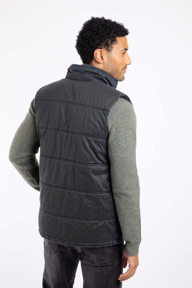 Weird Fish Weird Fish Men's Dover Wadded Gilet in Navy - 3