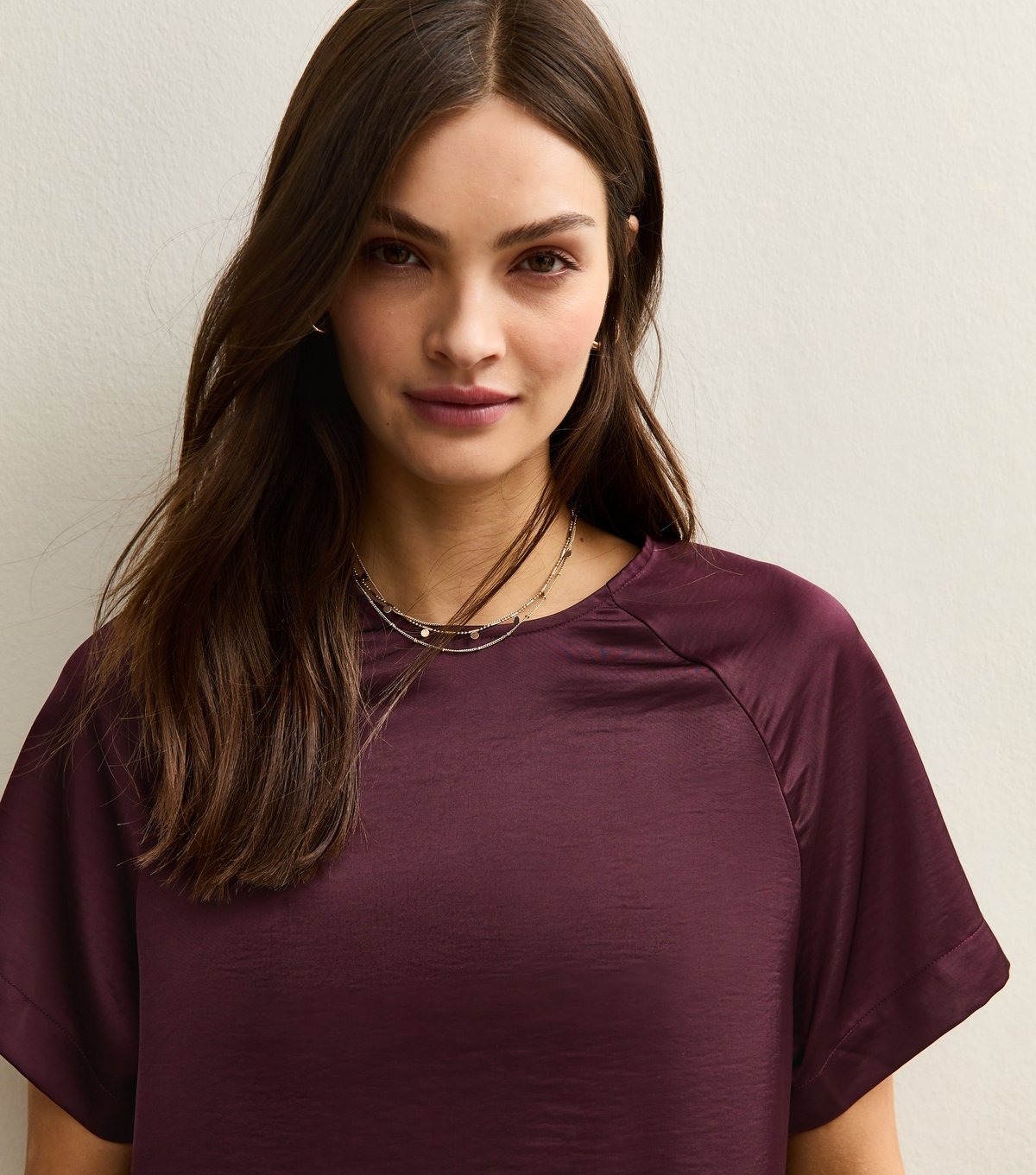 New Look Women's Tall Dark Burgundy Satin Short Sleeve Top New Look - 3