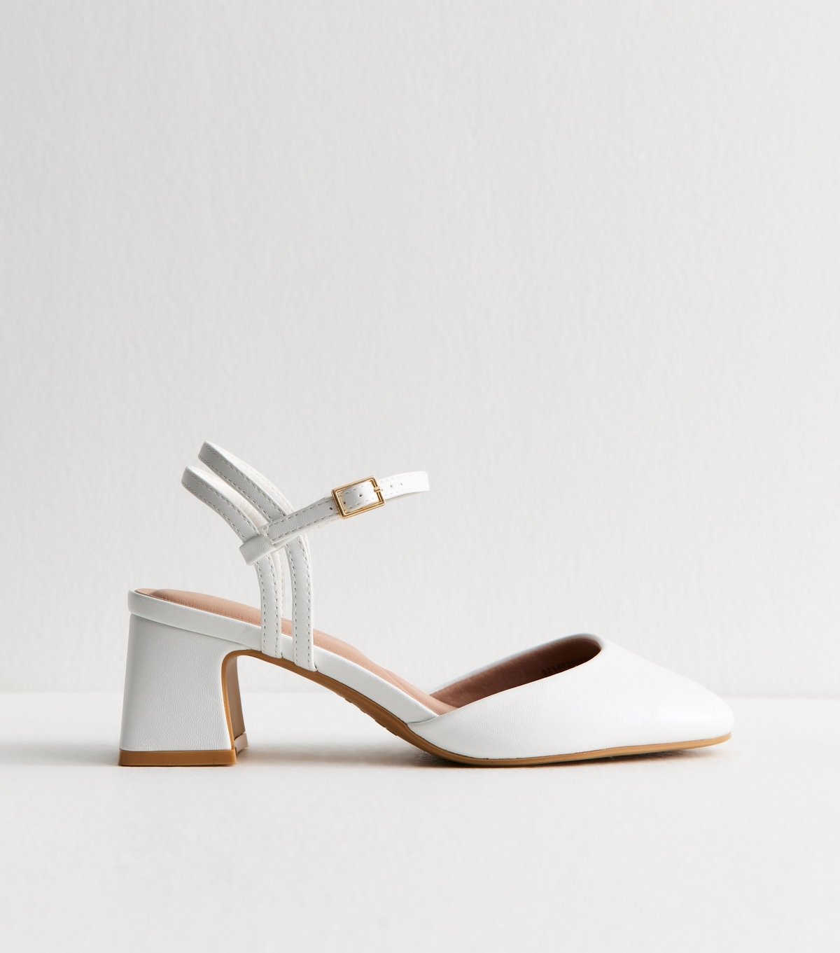 New Look Women's Wide Fit White Faux Leather Strap Detail Court Shoes New Look - 2