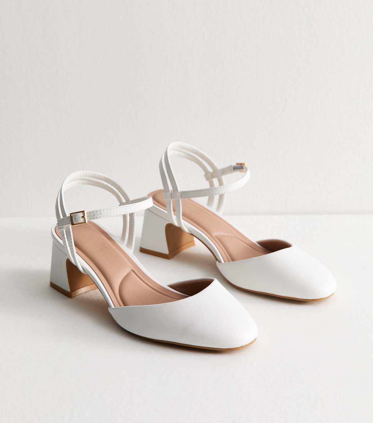 New Look Women's Wide Fit White Faux Leather Strap Detail Court Shoes New Look - 4