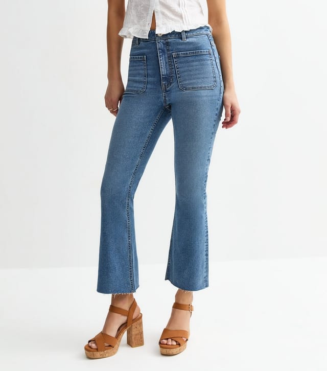New Look Women's Blue Patch Pocket Kick Flare Denim Jeans New Look - 2