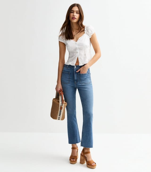 New Look Women's Blue Patch Pocket Kick Flare Denim Jeans New Look - 3