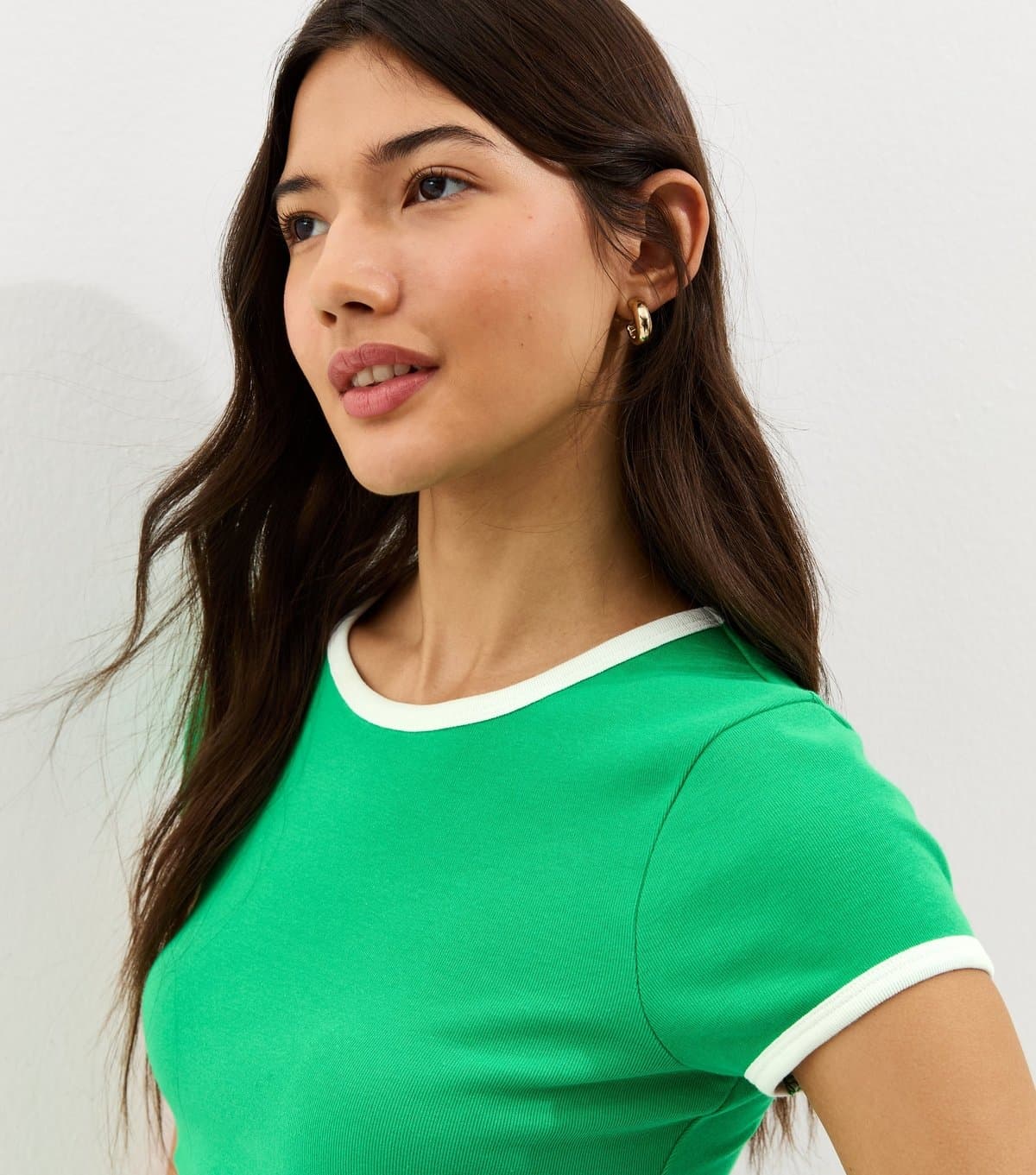 New Look Women's Bright Green Contrast Trim Baby Tee T-Shirt New Look