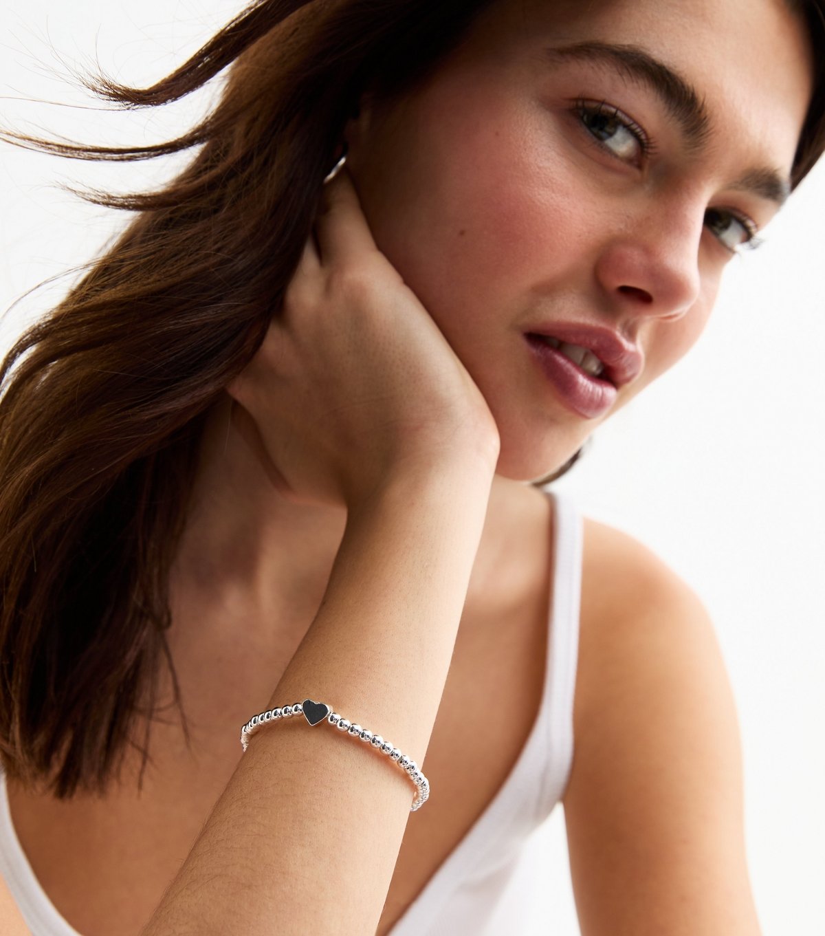 New Look Silver Tone Beaded Heart Charm Bracelet New Look - 2