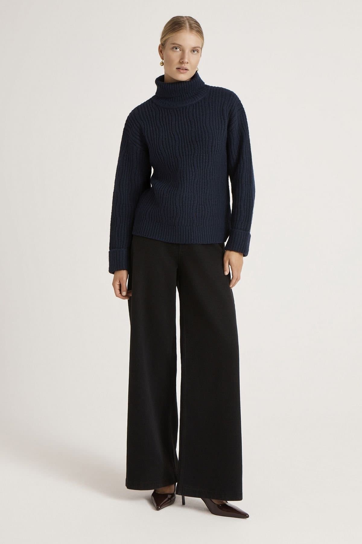 Finery London Finery London Dark Navy Roll Neck Knitted Jumper