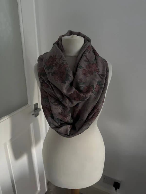 Floral Lilac Mauve Floral Infinity Scarf Loop Snood Lightweight