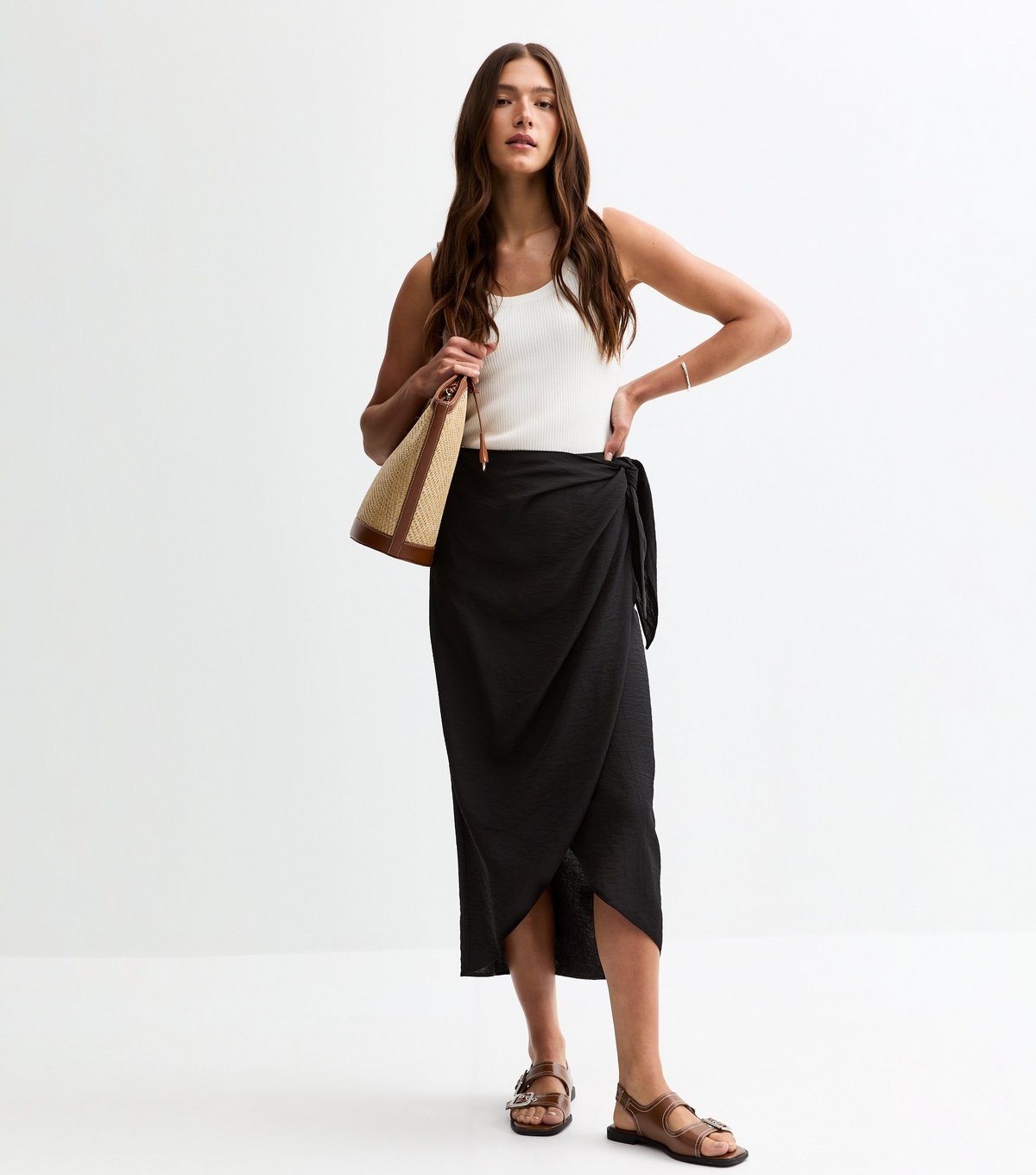 New Look Women's Black Crinkled Sarong Midi Skirt New Look - 2