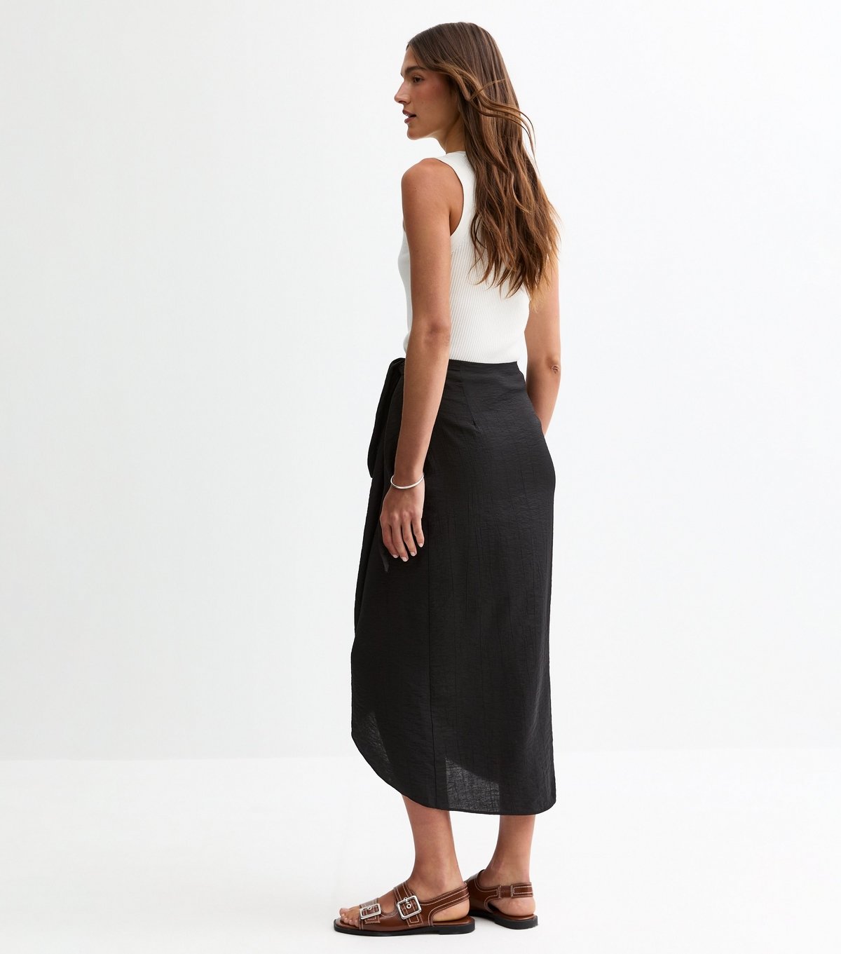 New Look Women's Black Crinkled Sarong Midi Skirt New Look - 4