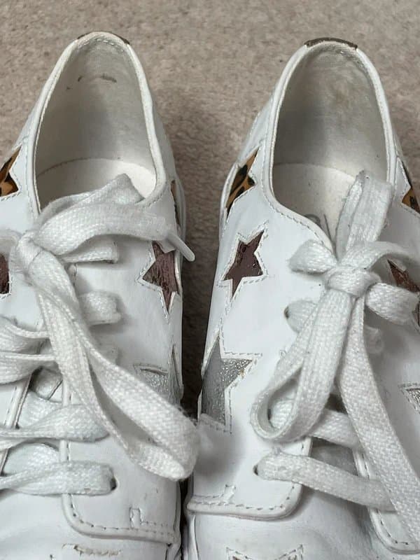 ASOS ASOS white star animal print white trainers