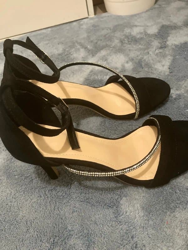 New Look Black open toe heels with decorated strap- size 5.5