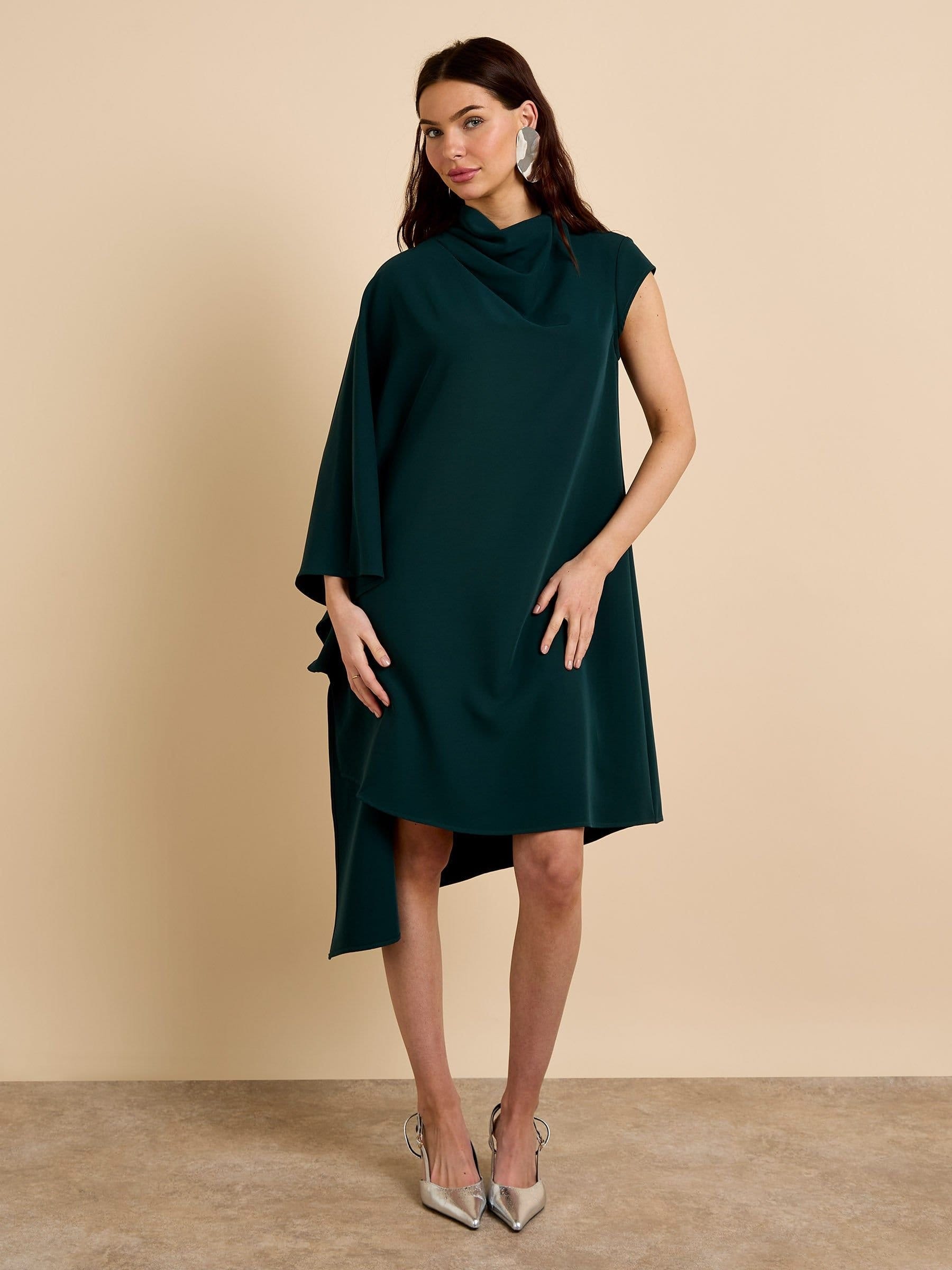 GWD by GEORGE W. DAVIES GWD by GEORGE W. DAVIES Women's GWD Rosalie Asymmetric Green Knee Length Dress - 4