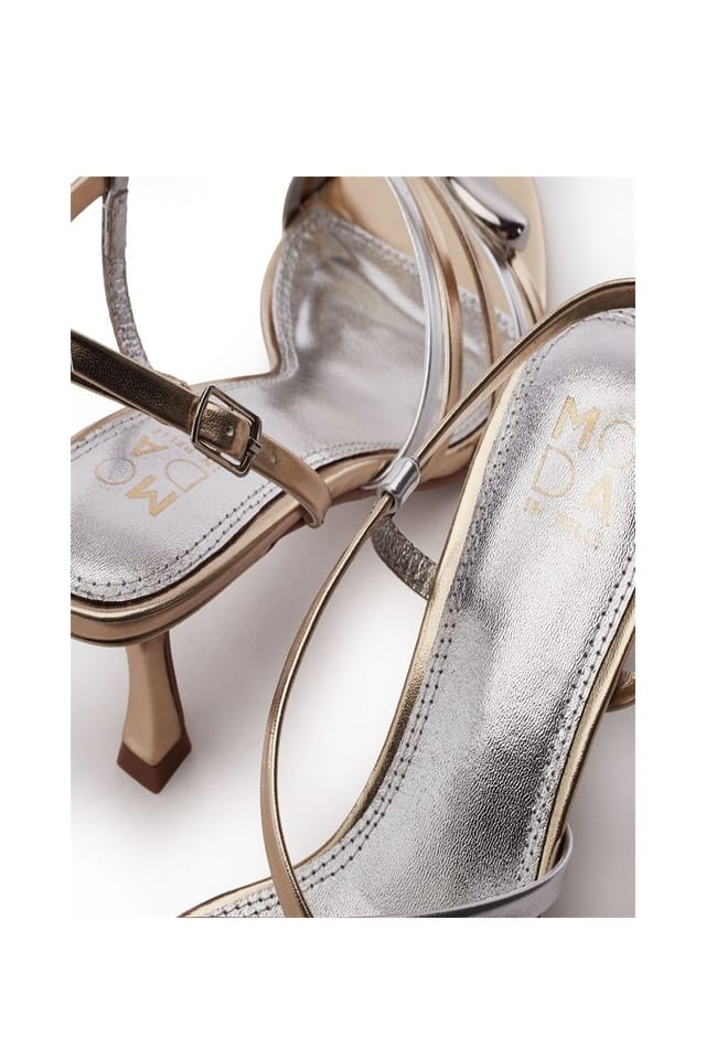 Moda In Pelle Moda In Pelle Women's 'Maleni' Porvair Heeled Sandals in Gold - 3
