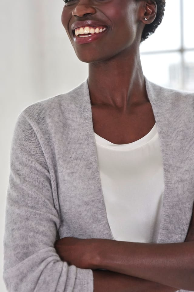 Pure Collection Pure Collection Women's Gassato Lightweight Cashmere Swing Cardigan in Grey - 2