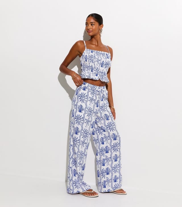 New Look Women's Blue Sun Print Wide Leg Beach Trousers New Look - 3