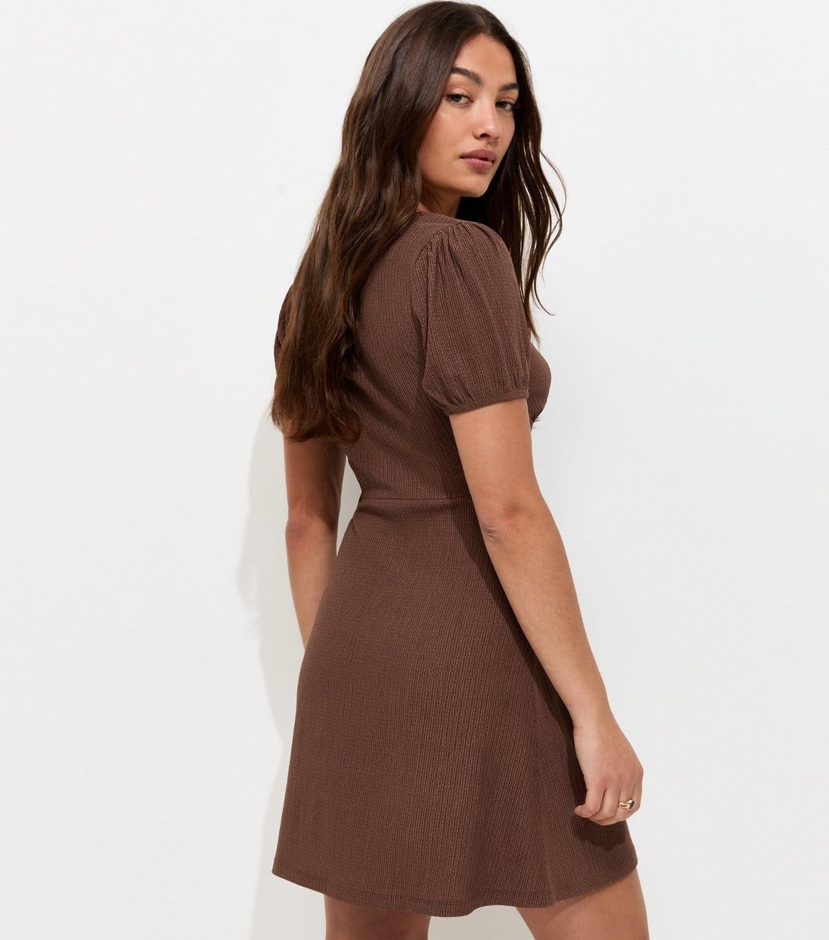 New Look Women's Dark Brown Crinkled Short Sleeve Mini Dress New Look - 4