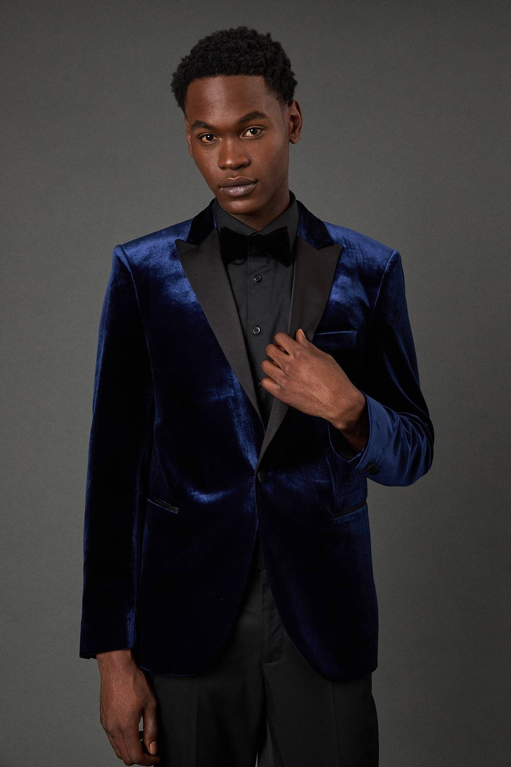 Burton Burton Men's Navy Velvet Slim Fit Tuxedo Jacket - 2