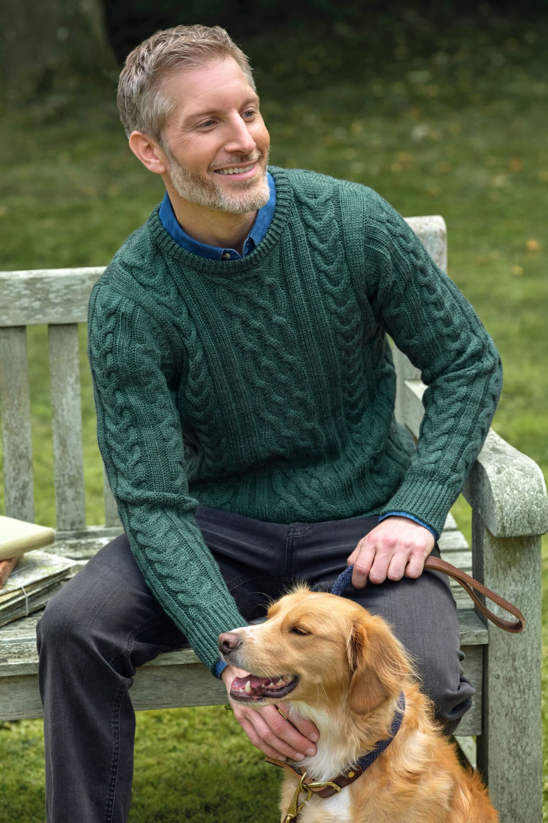 WoolOvers WoolOvers Men's Pure Wool Aran Sweater in Green