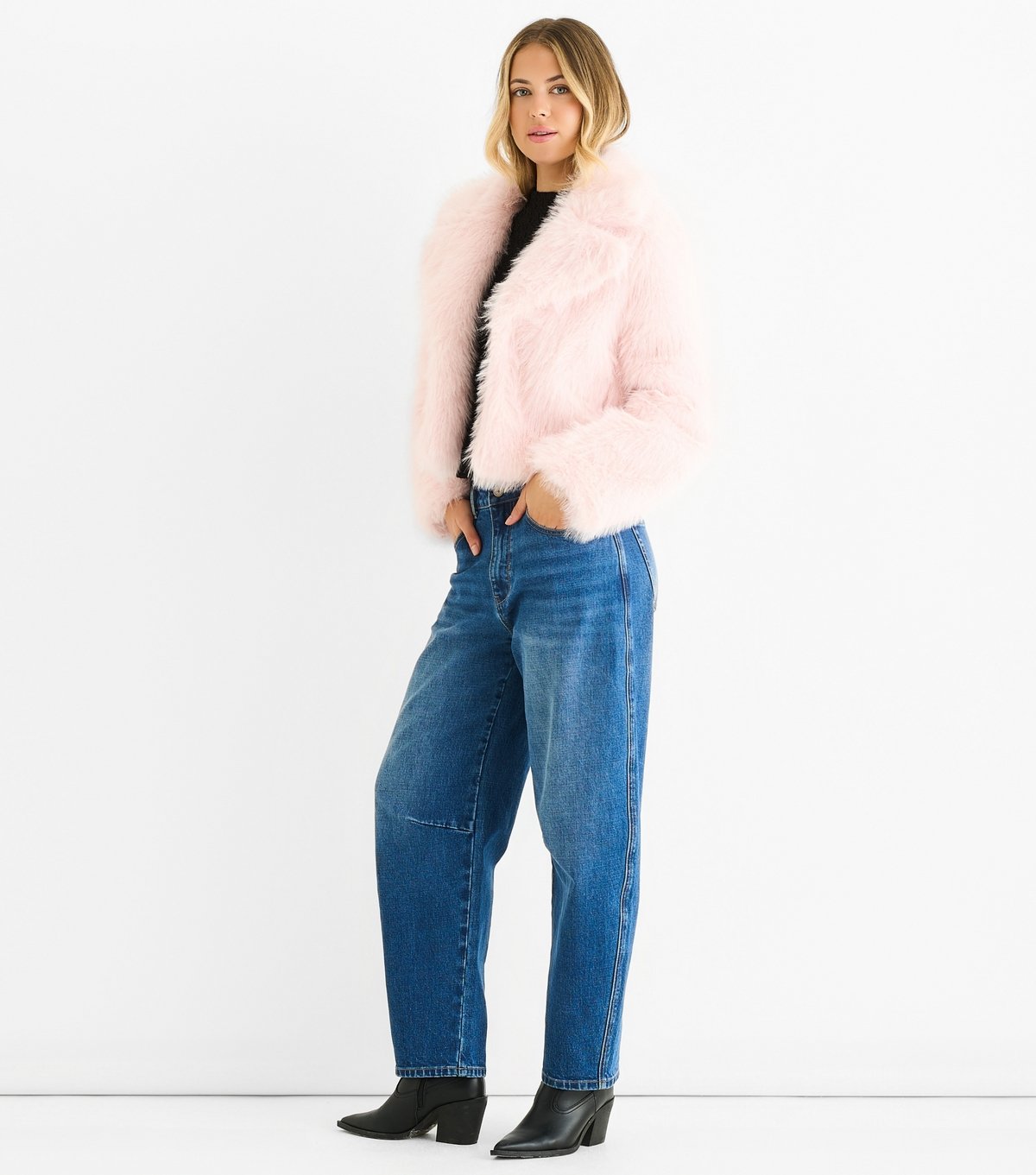 Gini London Women's Light Pink Faux Fur Jacket Gini London New Look - 3