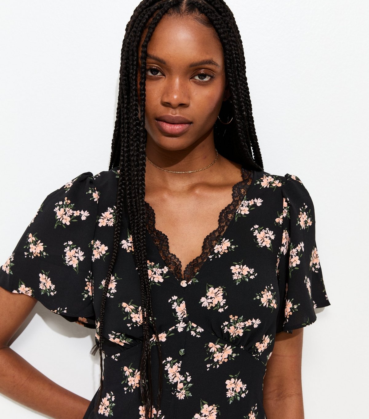 New Look Women's Black Floral Lace V-Neck Button Midi Dress New Look - 3