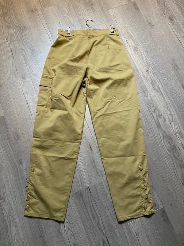 Bershka Khaki burshka cargo pants
