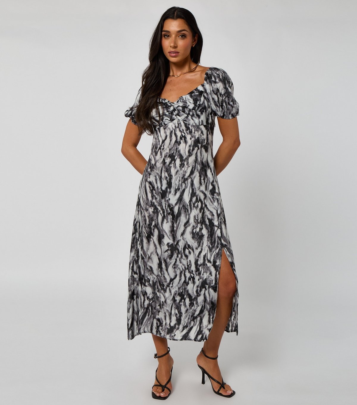Urban Bliss Women's Black Printed Knotted Front Slit Hem Midi Dress Urban Bliss New Look - 2