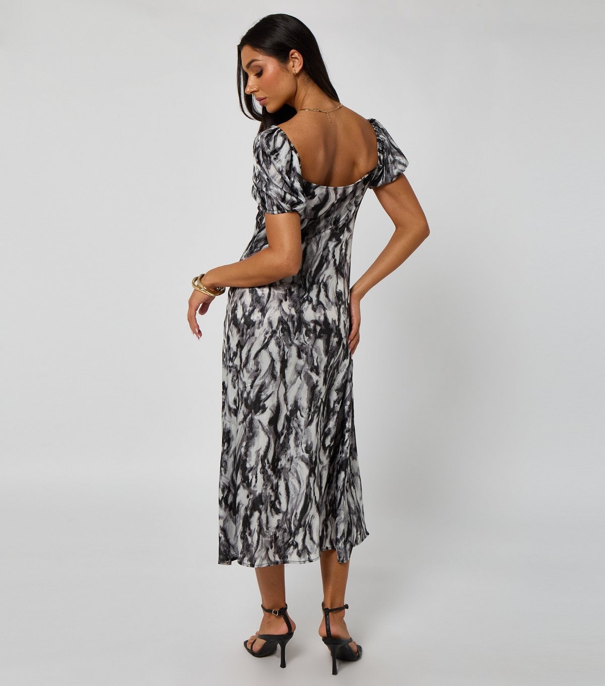 Urban Bliss Women's Black Printed Knotted Front Slit Hem Midi Dress Urban Bliss New Look - 4