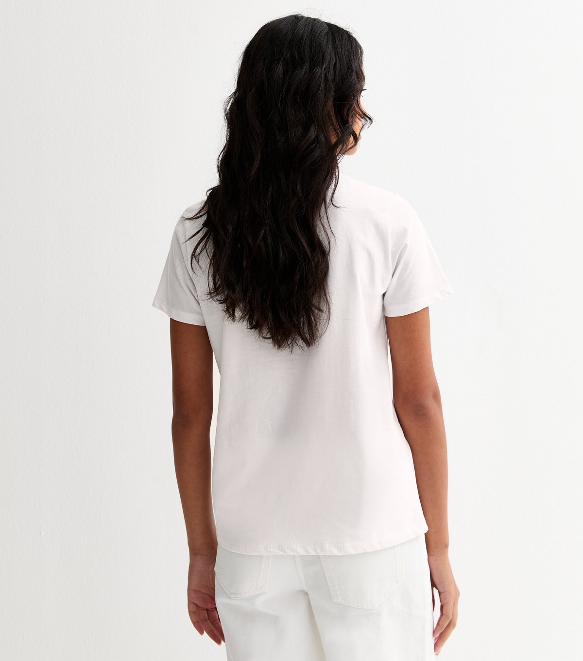 New Look Women's White Cotton Pilates Logo T-Shirt New Look - 4