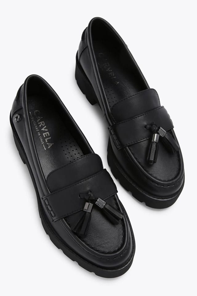 Carvela Carvela Women's 'Snap Chunky Tassel' Leather Flats in Black - 2
