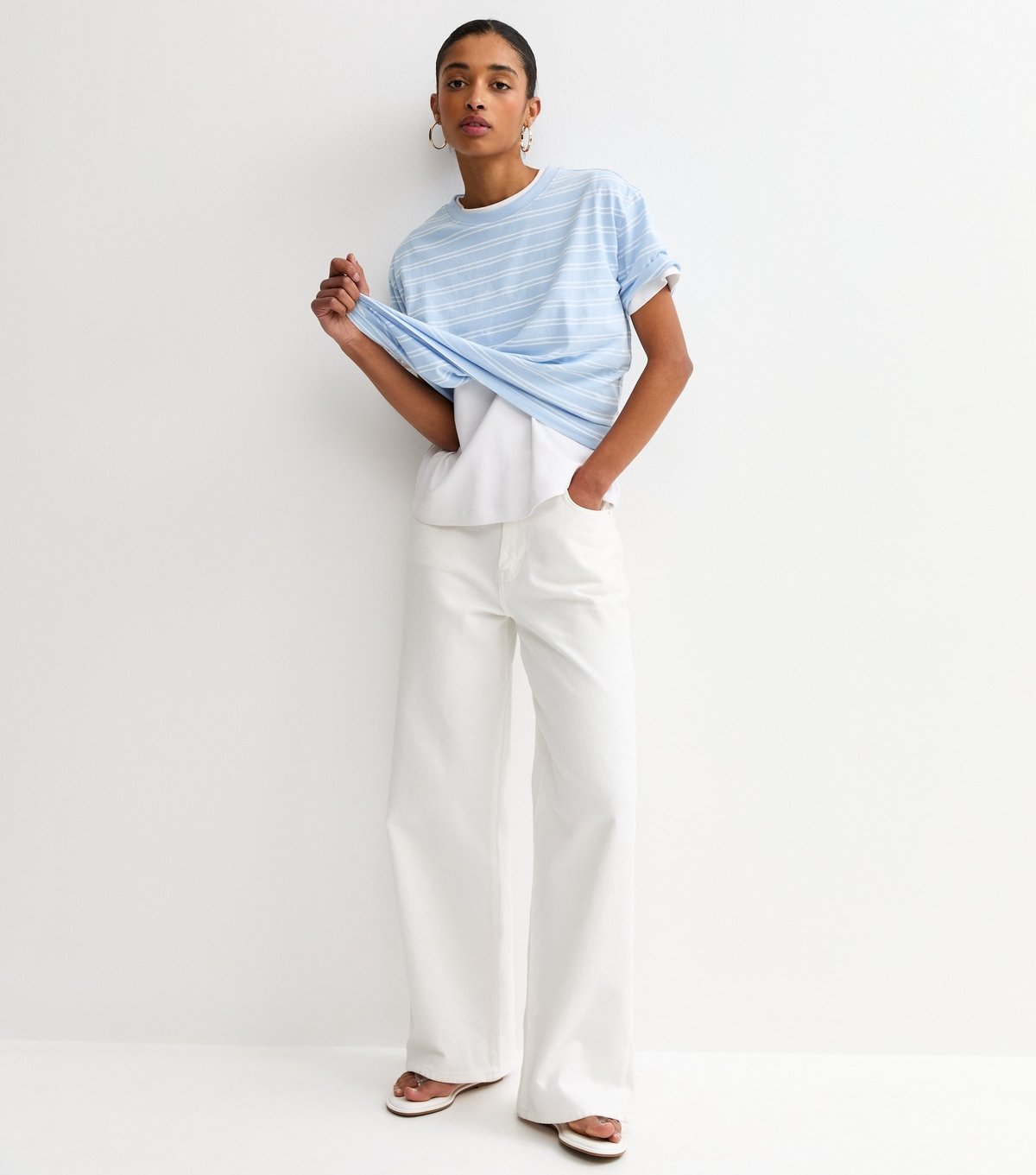 New Look Women's Blue Cotton Striped Crew Neck T-Shirt New Look - 2