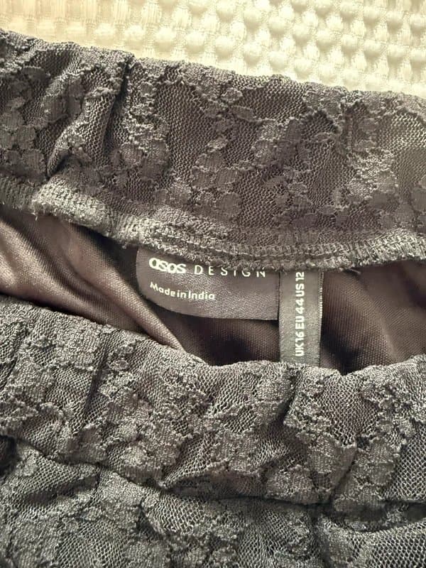 ASOS Design ASOS lace mini skirt