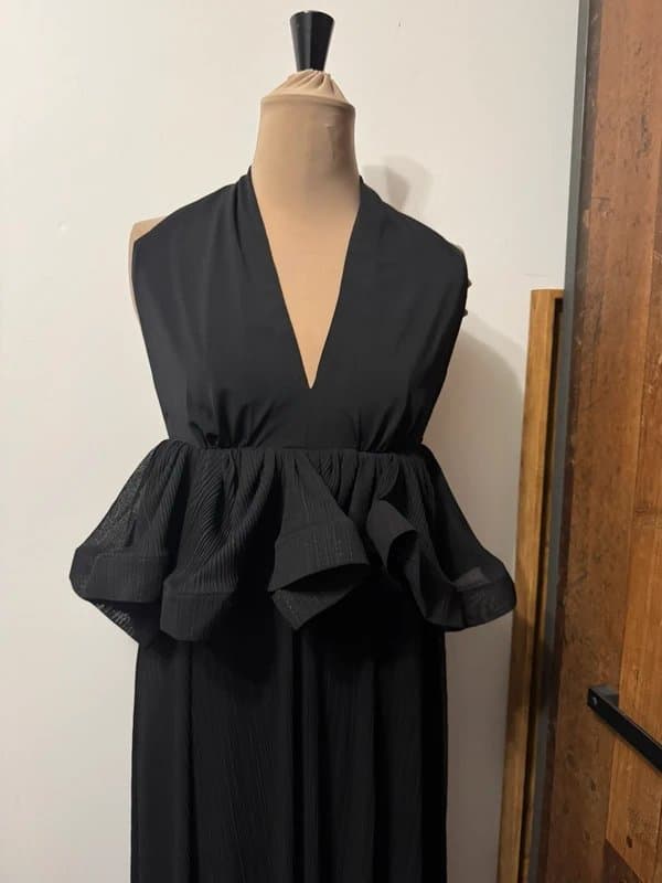 ASOS Design Black Plunge Plisse Maxi Dress With Wired Trim Peplum premium size 10