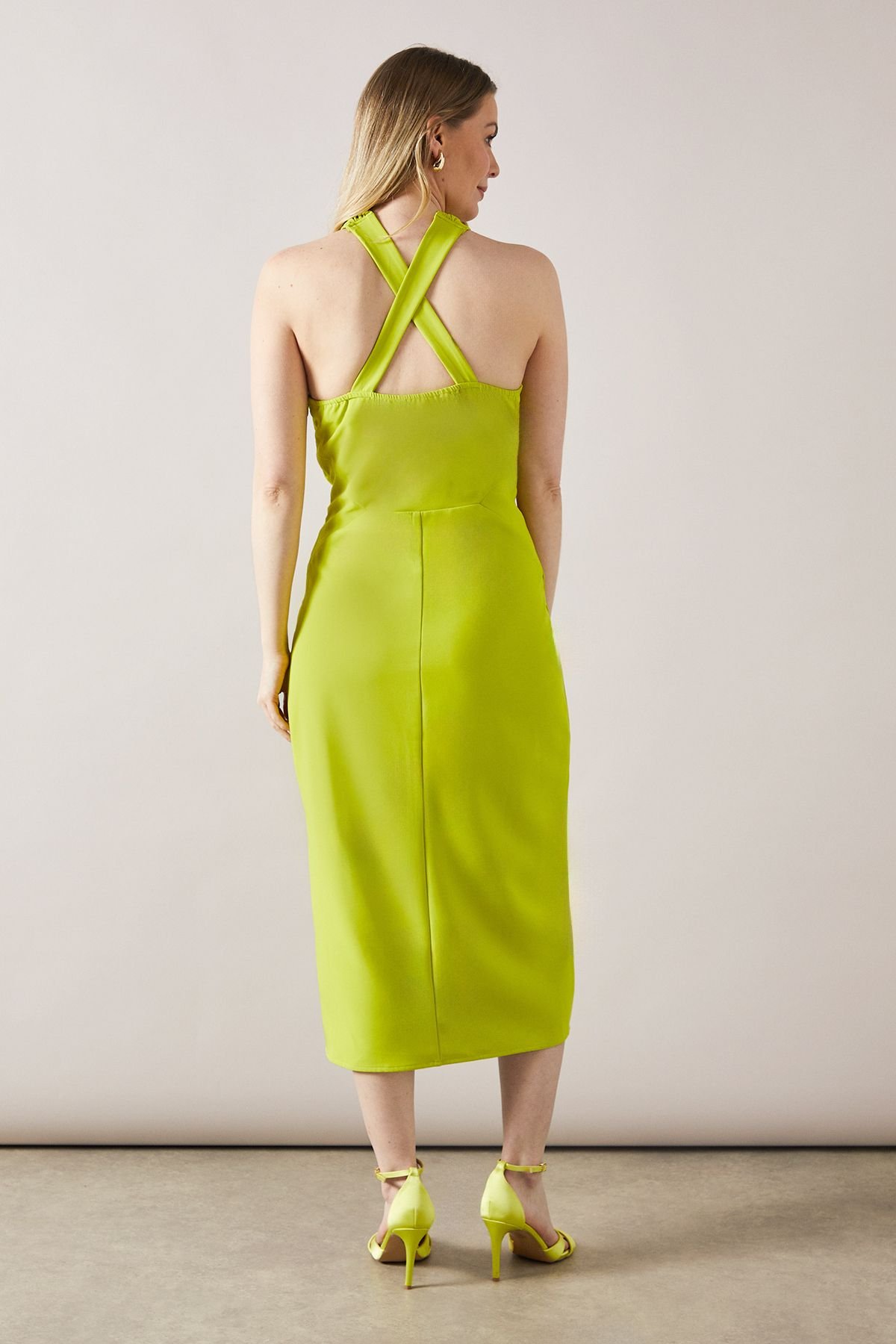 Wallis Wallis Women's Tailored Crepe Halterneck Midi Dress in Lime - 4