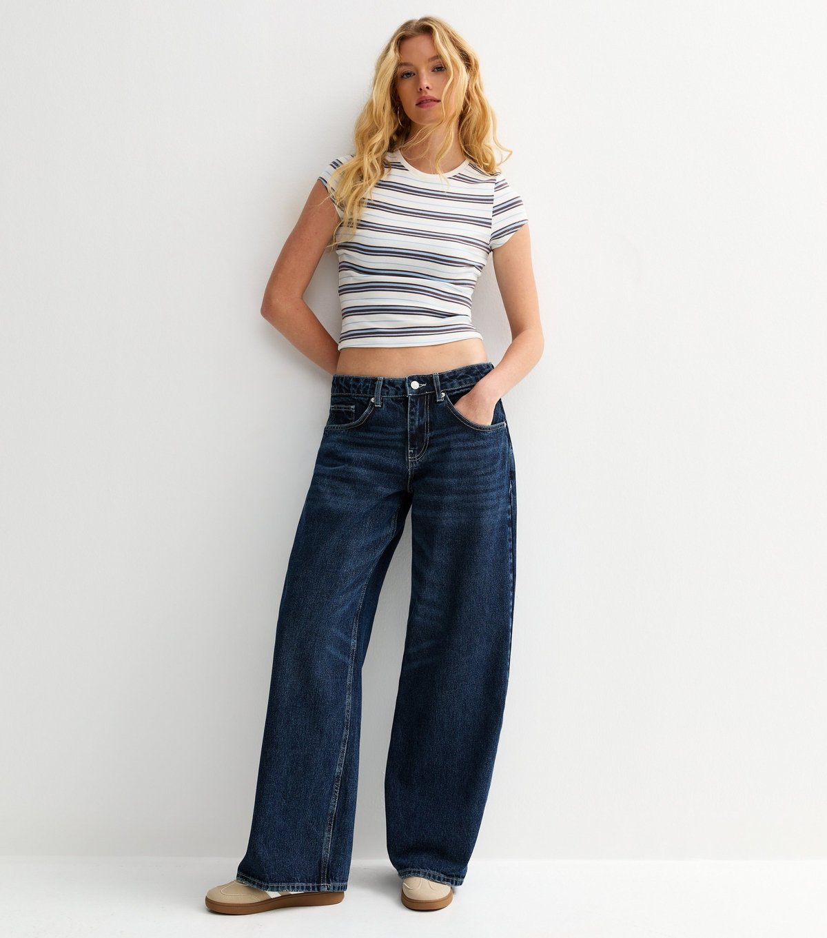 New Look Women's Blue Low Rise Baggy Wide Leg Jeans New Look - 3