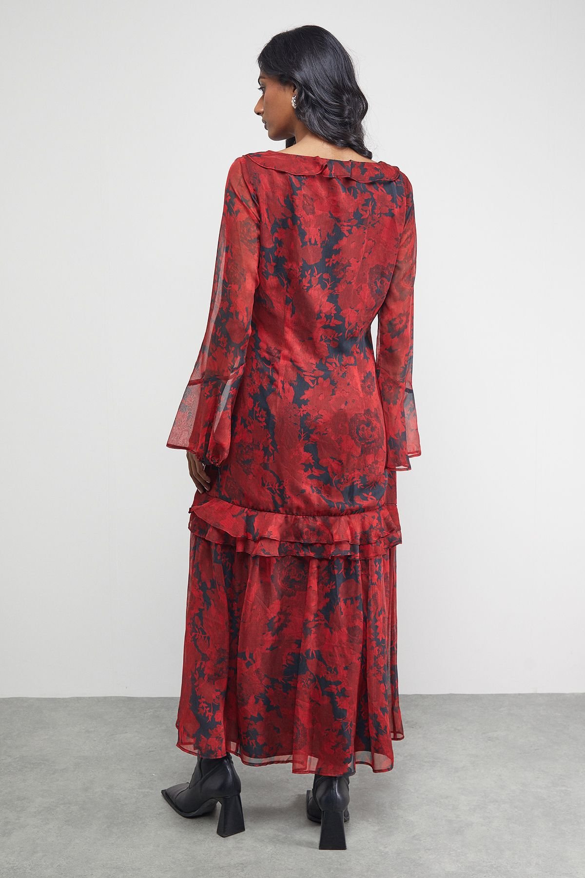 Warehouse Warehouse Women's Chiffon Ruffle Gathered Bodice Midi Dress in Red - 3