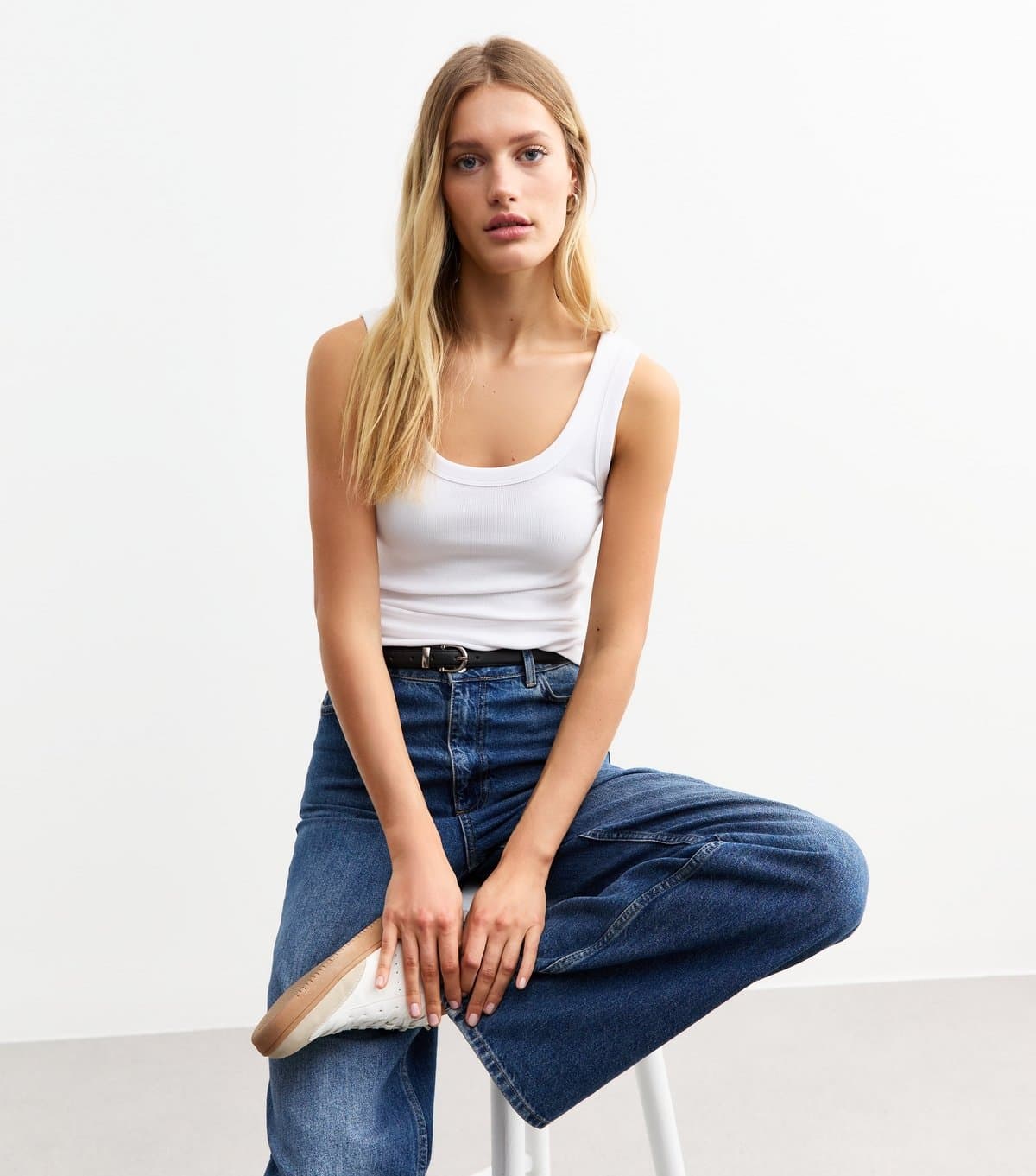 New Look Women's White Wide Strap Scoop Neck Ribbed Vest New Look