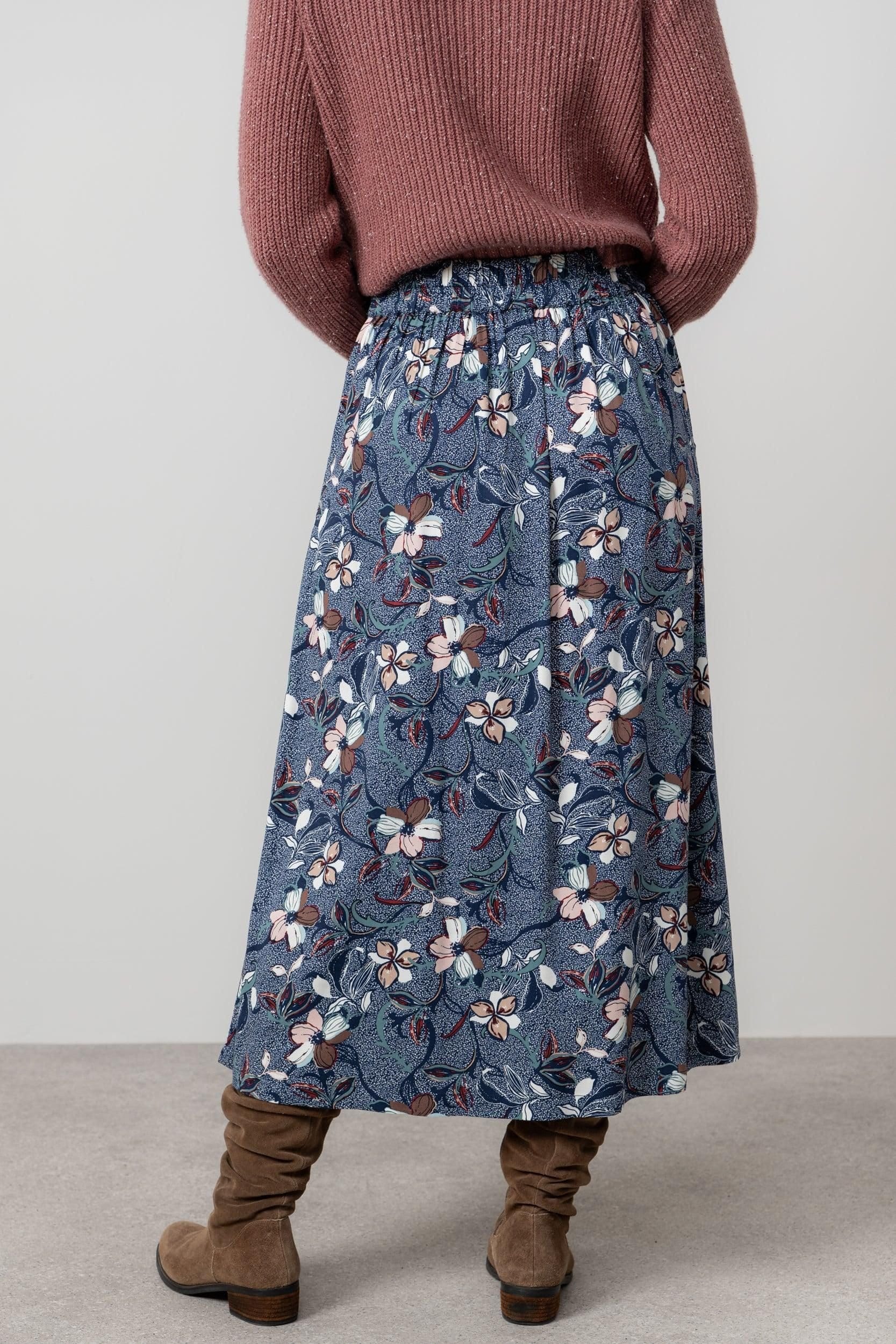 Lily & Me Lily & Me Women's Alice Printed Viscose Long Length Skirt with Seersucker Effect Fabric in Navy - 4