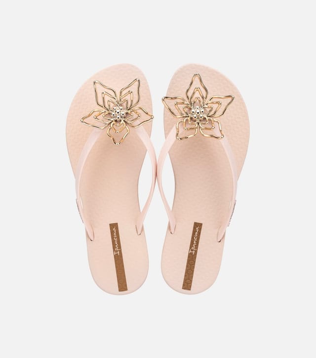Ipanema Women's Beige Maxi Flower Flip Flops Ipanema New Look - 3