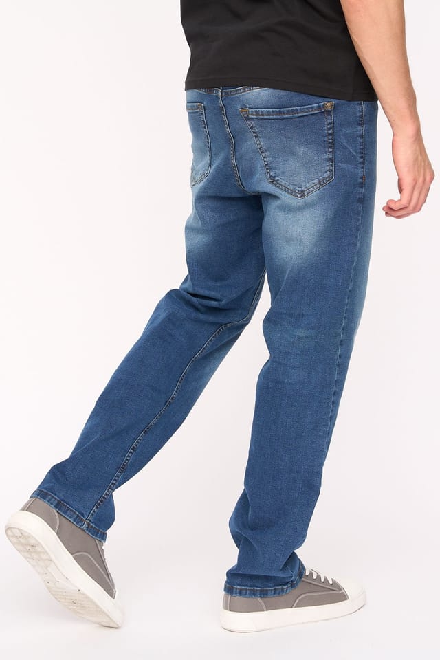 Duck&Cover Duck&Cover Men's Kelvyn Relaxed Fit Comfort Stretch Jeans in Mid Blue - 2
