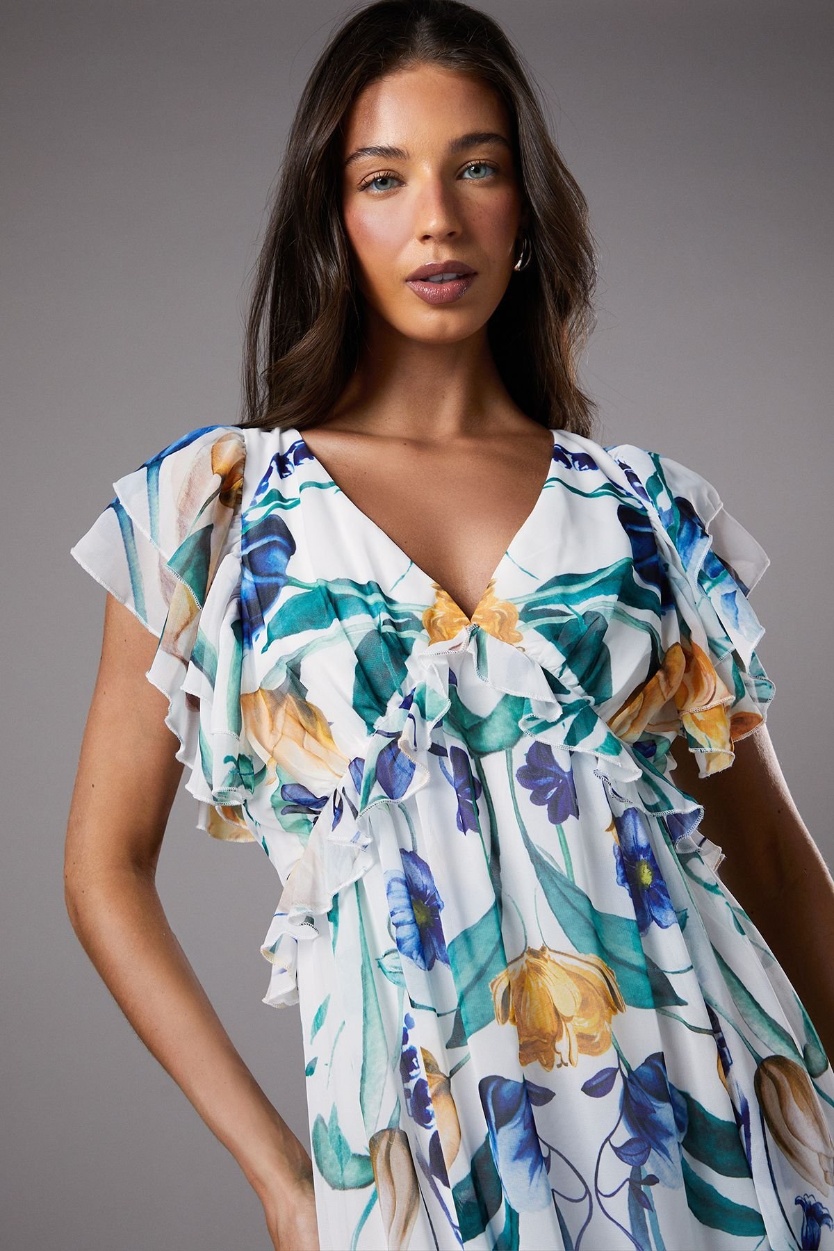 Coast Coast Women's Sleeveless Chiffon Maxi Dress With Pleat Detail & Frill Sleeve in White - 4