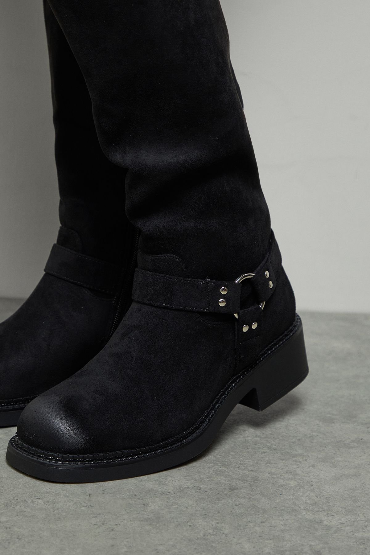 Faith Faith Women's : Bia Faux Suede Knee High Biker Boots in Natural Black - 3