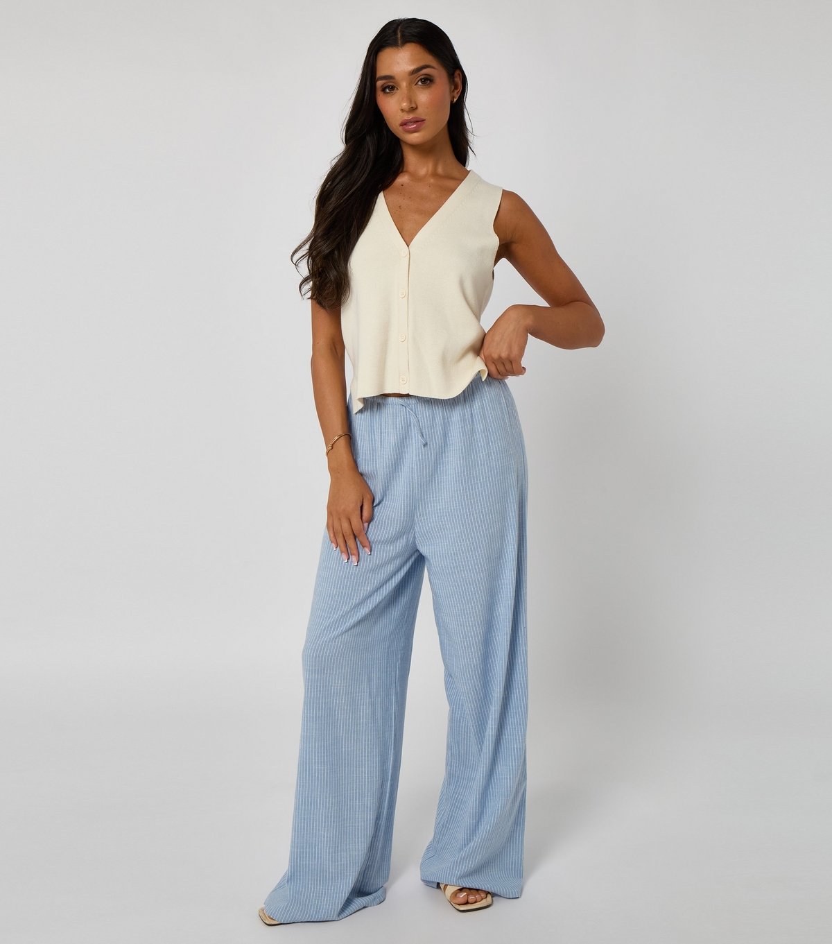 Urban Bliss Women's Blue Stripe Print Wide Leg Trousers Urban Bliss New Look - 2