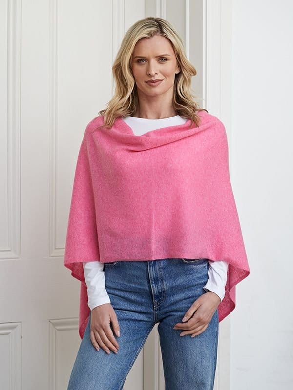 Cove Cove Women's Lucy 4-way Cashmere Poncho in Pink - 3