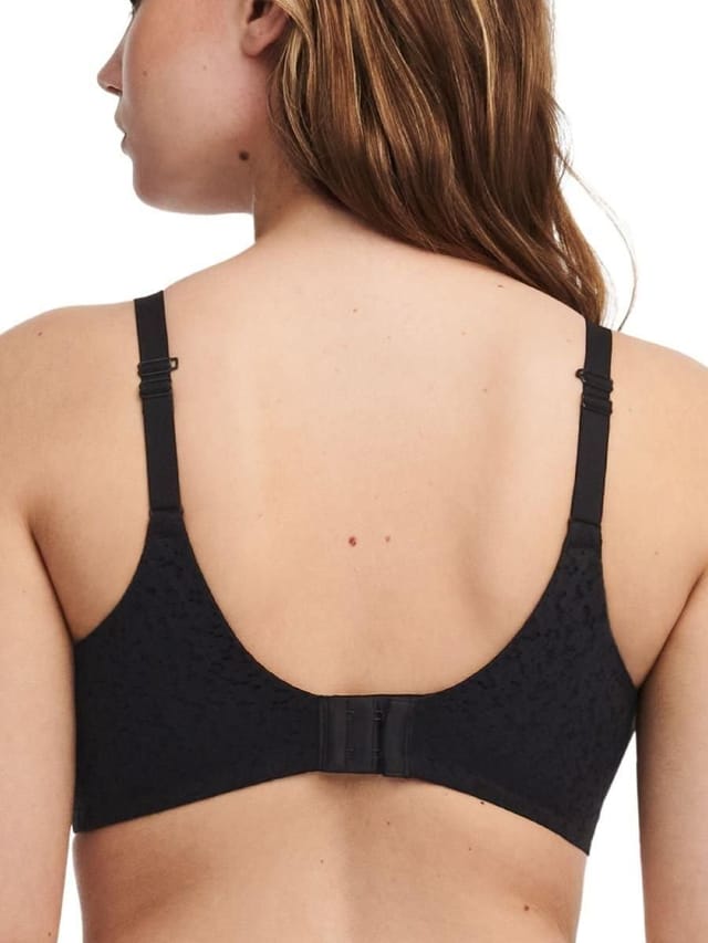 Chantelle Chantelle Women's Norah Covering T-Shirt Bra in Black - 2